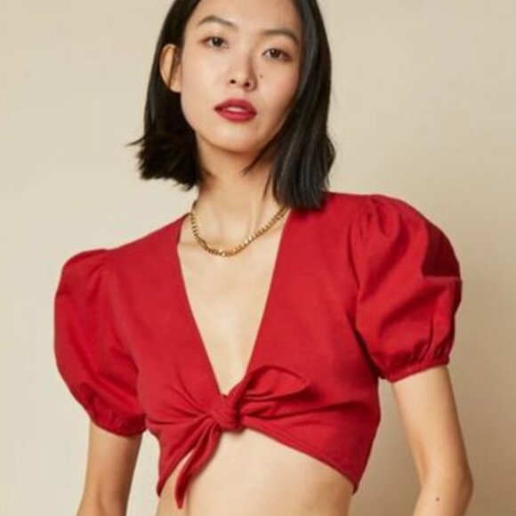 Aritzia Red Puff Sleeve Tie Front Crop‎ Top Womens Size Medium Sunday Best 77868 - Picture 1 of 15